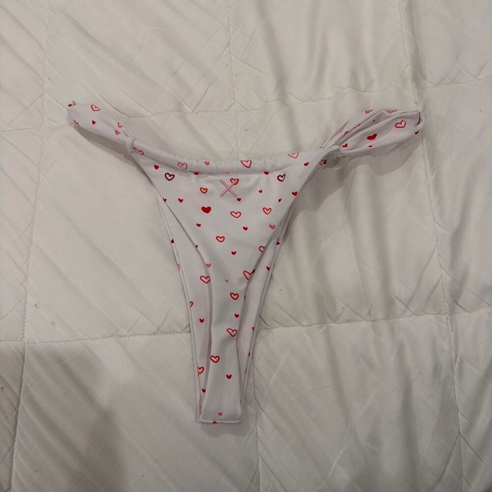 boutine la valentineโs heart bikini bottoms